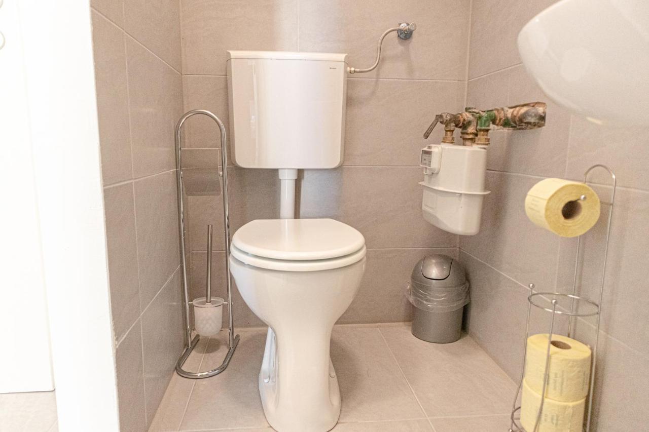 Cozy 2Br Apt. Near Akh Hospital-Ideal For Longstay Wien Eksteriør bilde